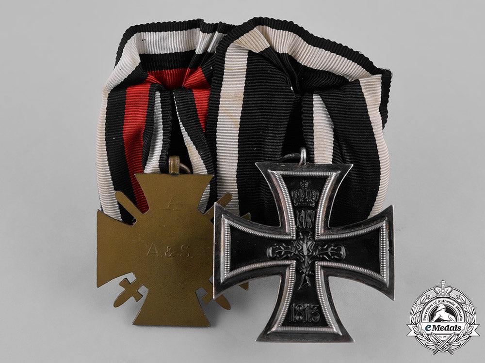 germany,_empire._a_medal_bar_with_an_ii._class_iron_cross1914_and_a_hindenburg_cross_m181_2986