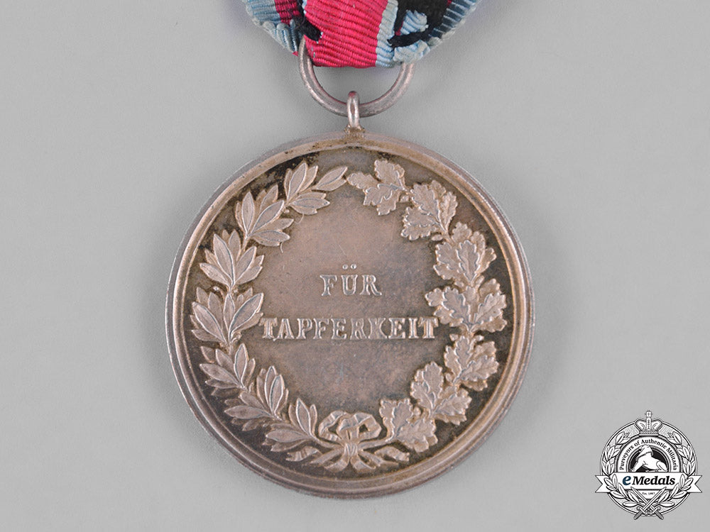 hesse-_darmstadt,_grand_duchy._a_silver_bravery_medal,_c.1917_m181_3006