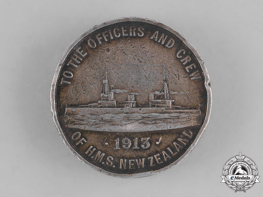 new_zealand._a_medallion_commemorating_the_hms_new_zealand_in1913_m181_3024_1_1_1