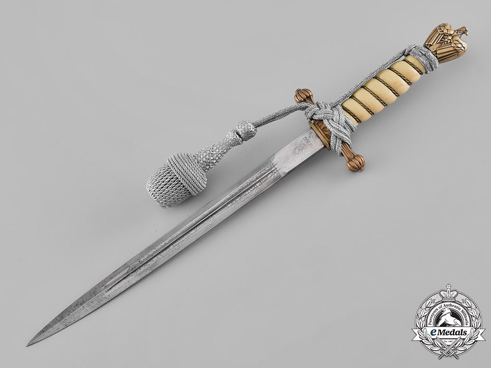 germany,_kriegsmarine._a_kriegsmarine_naval_officer’s_dagger_by_weyersburg&_kirschbaum,_solingen_m181_3176