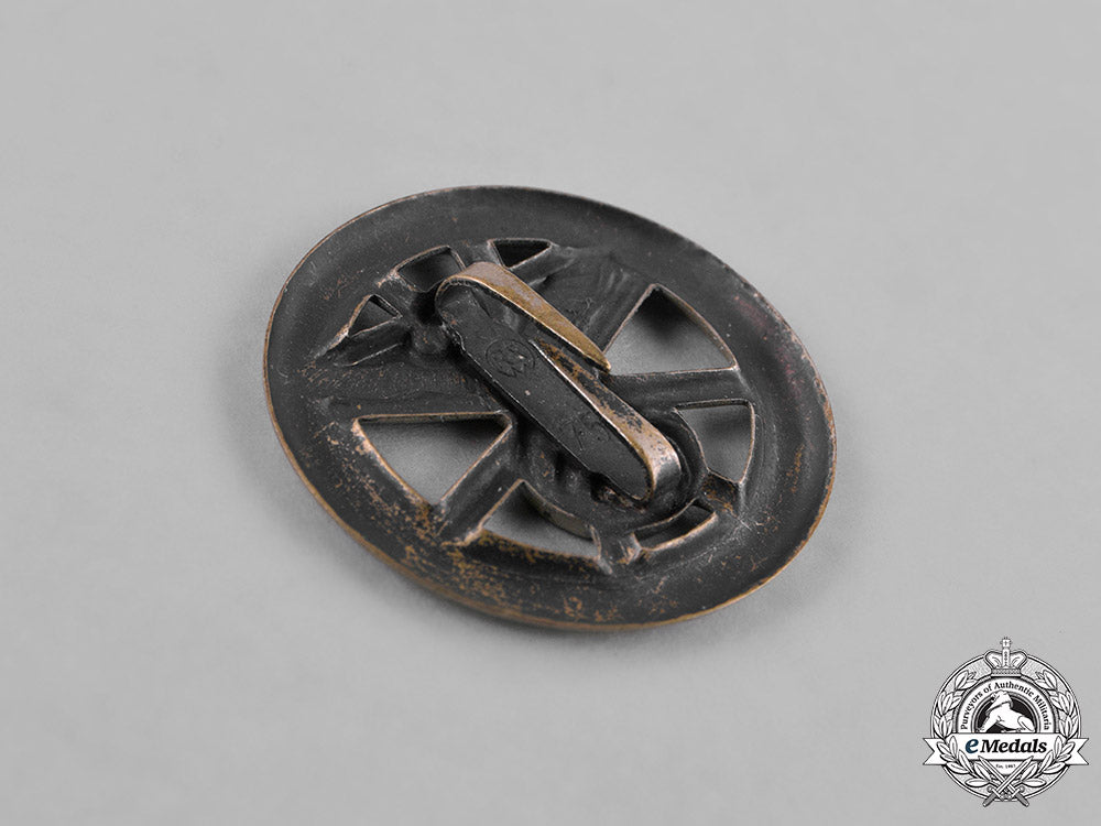 germany,_nskk._a_national_socialist_motor_corps(_nskk)_driver’s_sleeve_insignia_m181_3273