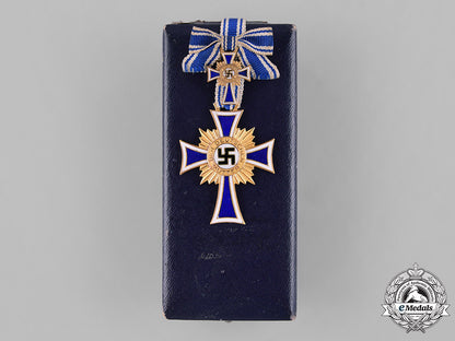 germany,_third_reich._a_cased_gold_grade_cross_of_honour_of_the_german_mother_by_friedrich_linden,_lüdenscheid_m181_3369