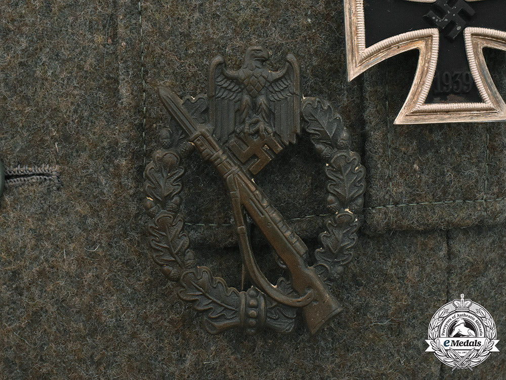 germany,_waffen-_ss._a_ss-_standarte“_der_führer”_obersturmfüher_rank_tunic_m181_3444