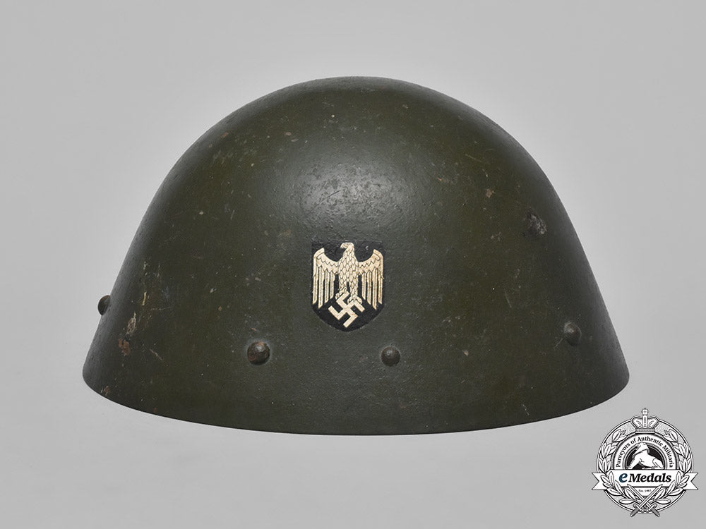 czechoslovakia._a_german_captured_and_repurposed_czechoslovak_vz34_steel_helmet_m181_3513