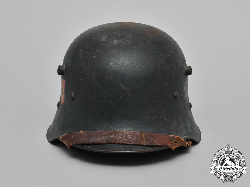 germany,_police._an_m18_transitional_austrian_ordnungspolizei_helmet_m181_3701