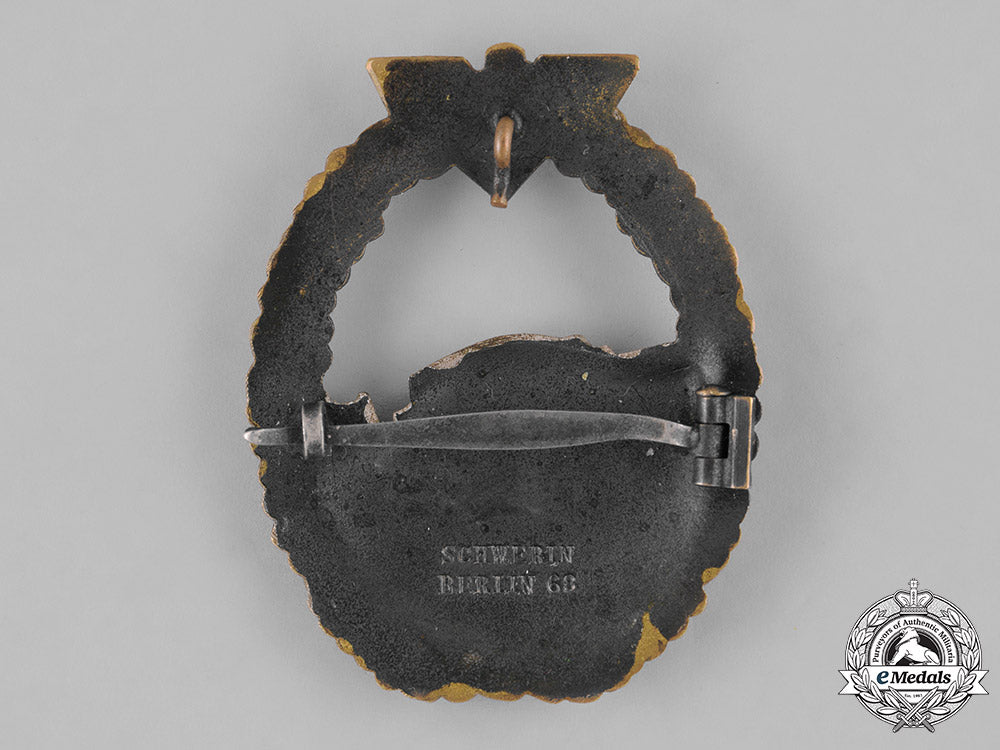 germany,_kriegsmarine._an_e-_boat_badge,_first_pattern,_by_schwerin_m181_3754
