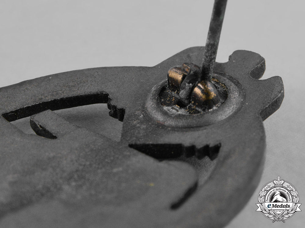 germany,_wehrmacht._a_tank_assault_badge,_bronze_grade,_by_hermann_aurich_m181_3831