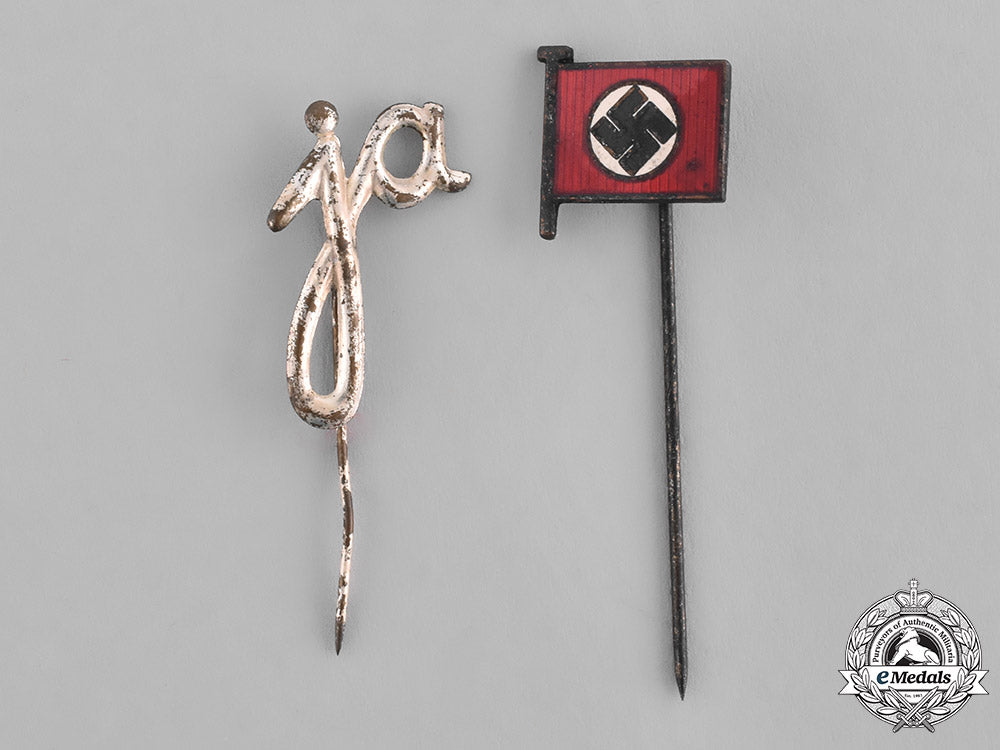 germany._sixteen_badges,_pins,_and_rings_m181_3997