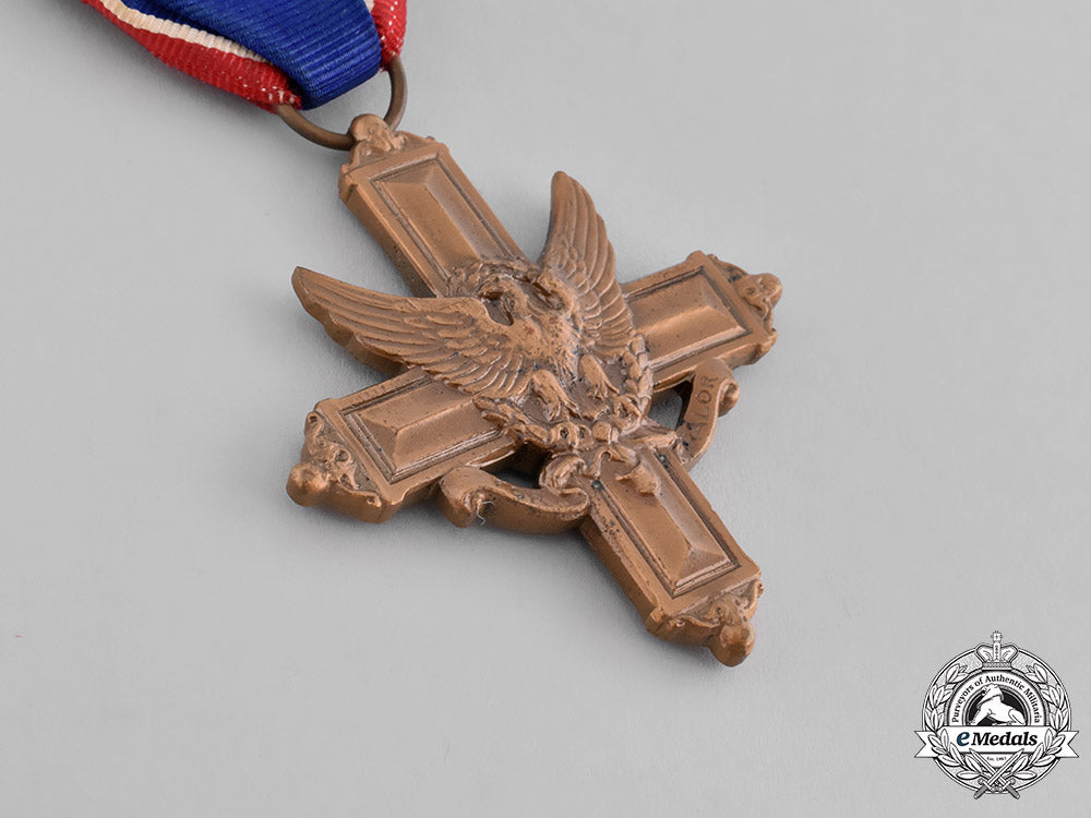 united_states._a_lot_of_six_awards_m181_4028