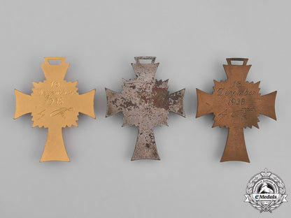 germany._a_cross_of_honour_of_the_german_mother,_bronze,_silver,_and_gold_class_m181_4069