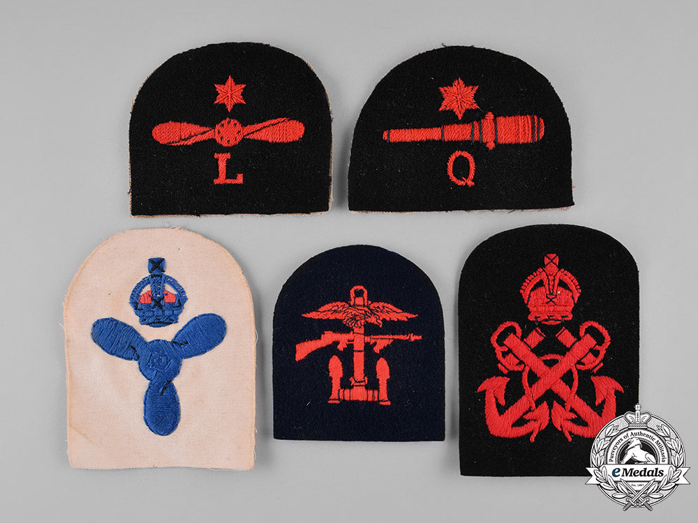 canada,_united_kingdom._a_grouping_of_patches_and_insignia_m181_4156