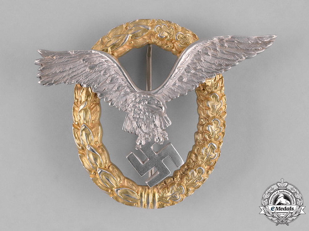 germany,_luftwaffe._a_cased_combined_pilot_and_observer_badge_by_c.e._juncker_m181_4195