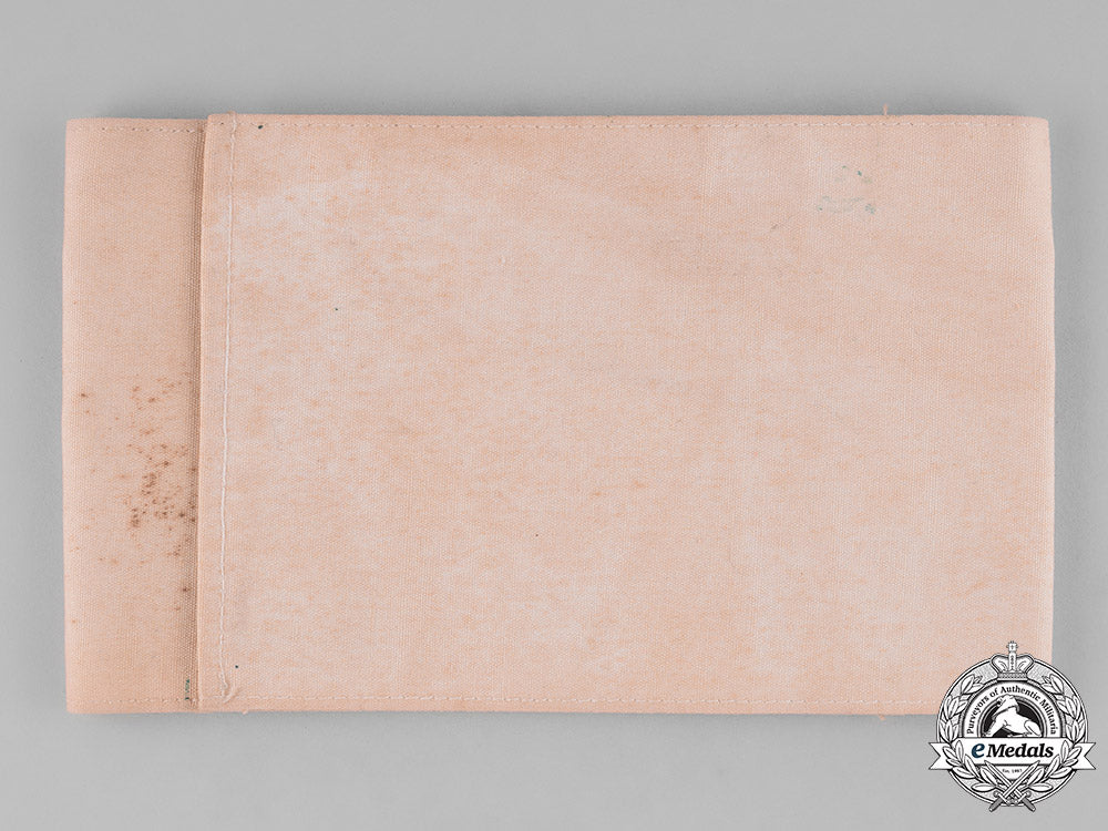 united_states,_red_cross._a_united_states_red_cross_army_medic’s_armband_m181_4451
