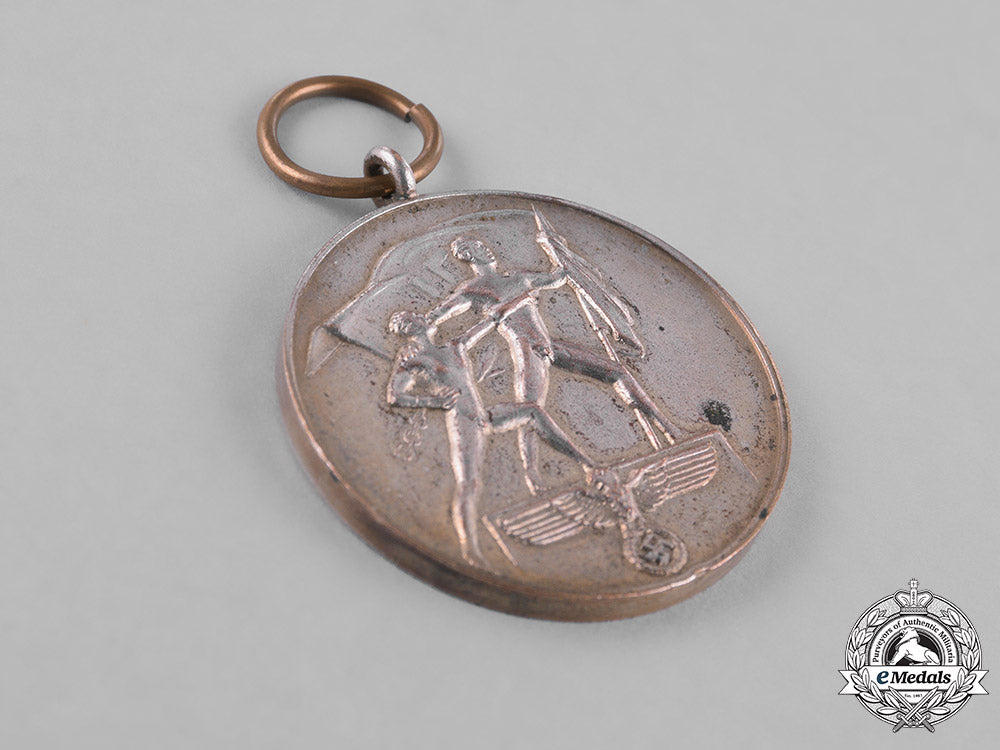 germany,_third_reich._a_commemorative_anschluss_of_austria_medal_with_case_m181_4615