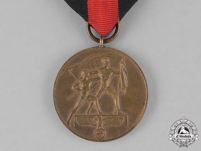 germany,_third_reich._a_sudetenland_medal_with_clasp_and_case_m181_4643