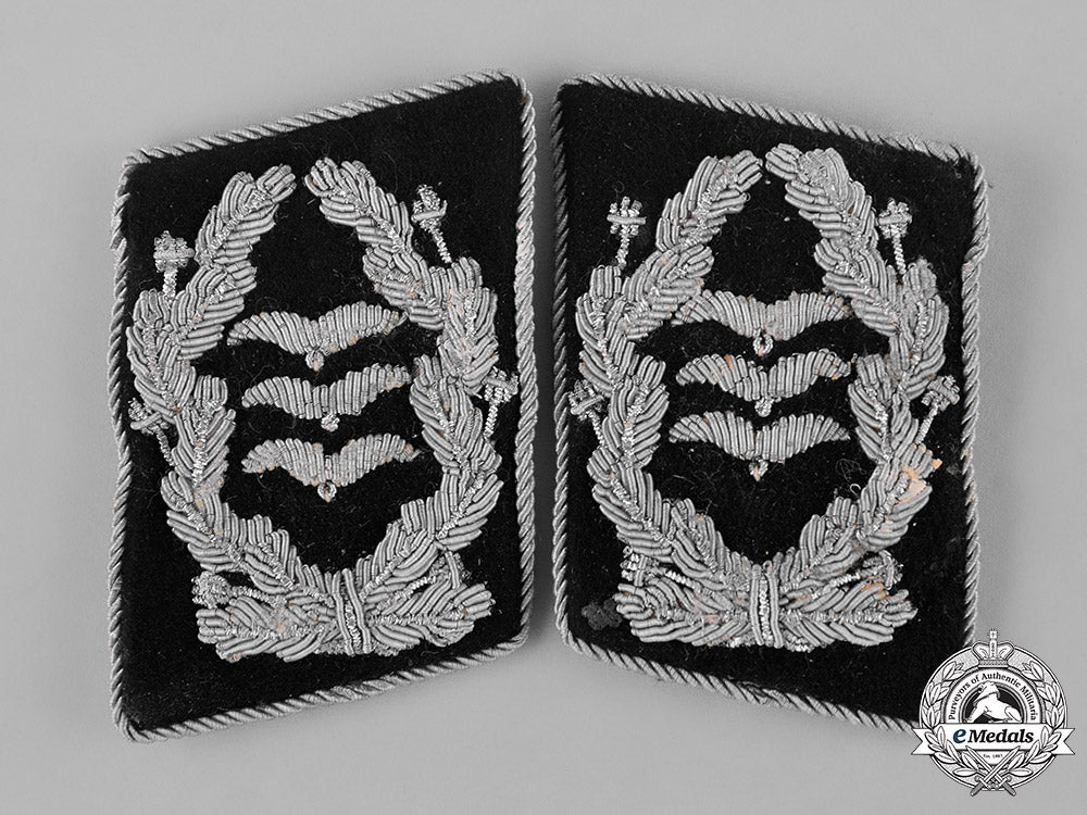 germany,_rlm._a_set_of_ministry_of_aviation(_reichsluftfahrtministerium)_oberst(_colonel)_collar_insignia_m181_4699