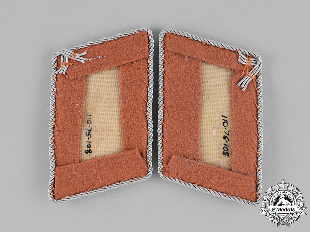 germany,_luftwaffe._a_set_of_lieutenant_rank_air_communication_corps_collar_tabs_m181_4993