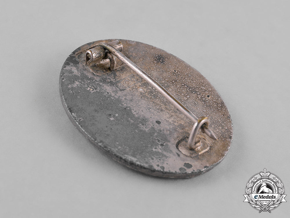 germany,_wehrmacht._a_would_badge,_silver_grade_m181_5084_1
