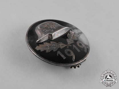 germany,_weimar_republic._an_extremely_early1919“_der_stahlhelm”_membership_badge,_no.44_m181_5127