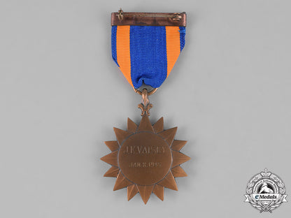 united_states._an_air_medal,_to_j.e._vaisey,1945_m181_5189