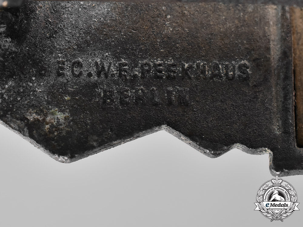 germany,_wehrmacht._a_close_combat_clasp,_bronze_grade,_by_friedrich_linden_m181_5235