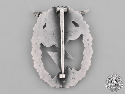 germany,_luftwaffe._a_luftwaffe_ground_assault_badge,1957_reissue_m181_5447