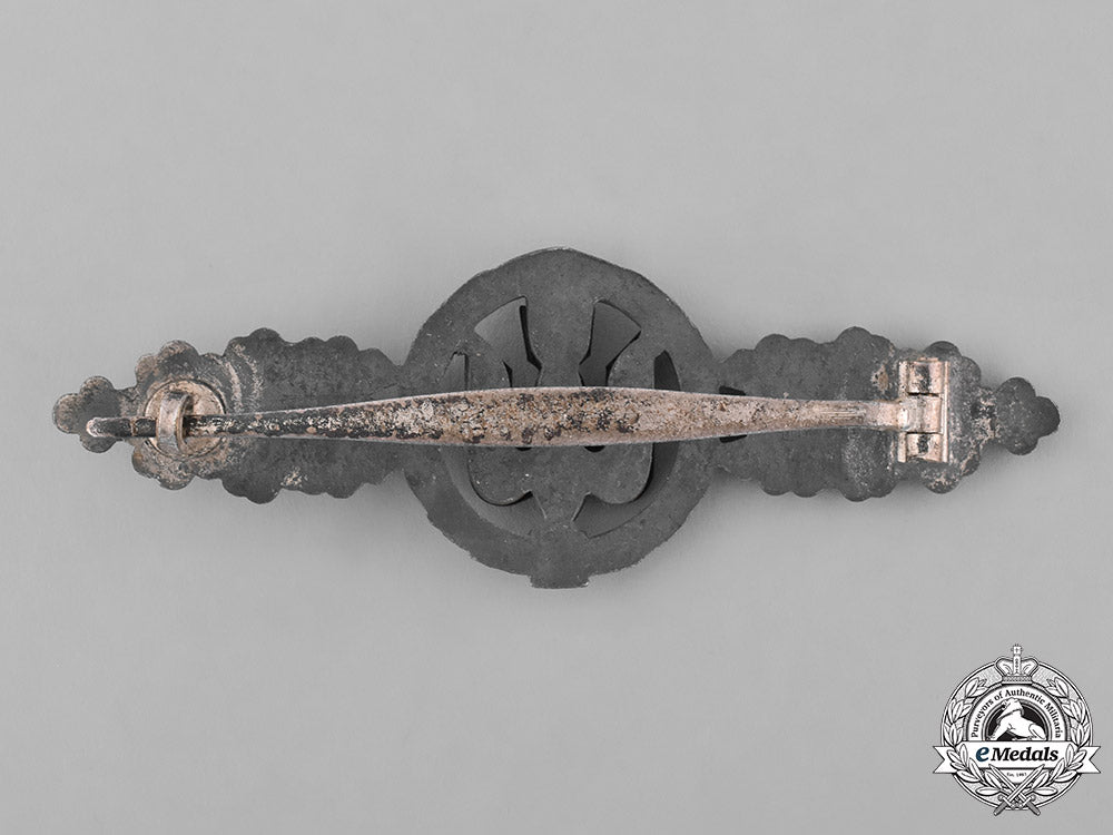 germany,_luftwaffe._a_bomber_pilot’s_clasp,_silver_grade,_by_funke_and_brünninghaus_m181_5479