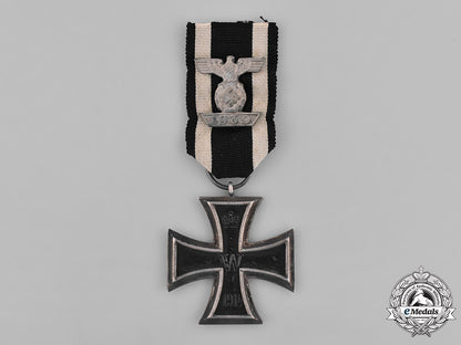 prussia,_state._a_ii._class_iron_cross1914_with_clasp_to_the_ii._class_iron_cross1939,_reduced_size_m181_5505