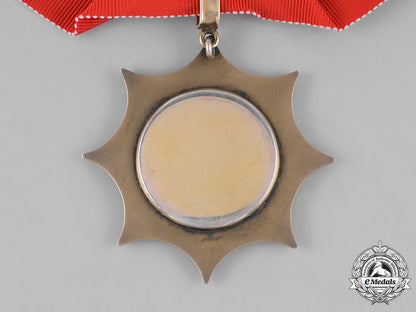 bahrain,_kingdom._a_khalifiyyeh_order_of_bahrain,_ii_class_badge,_c.1980_m181_5600