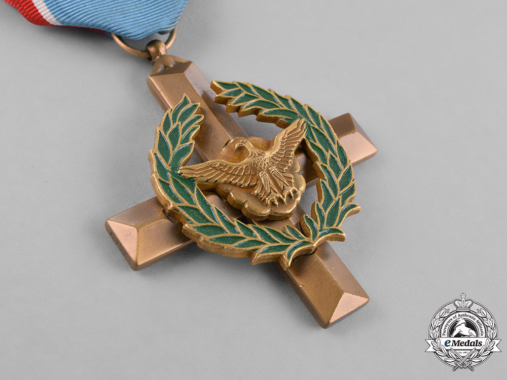 united_states._two_gallantry_crosses_m181_5846