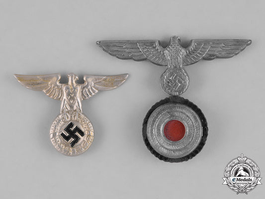 germany,_kriegsmarine._a_pair_of_kriegsmarine_cap_insignia_m181_5851