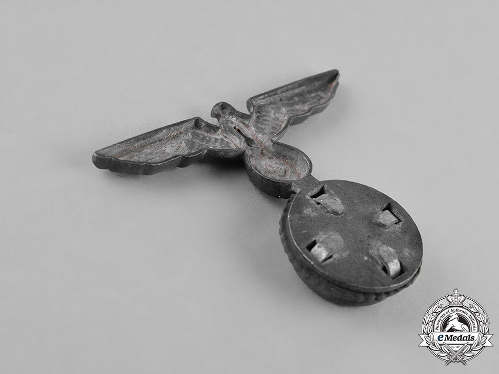 germany,_kriegsmarine._a_pair_of_kriegsmarine_cap_insignia_m181_5853