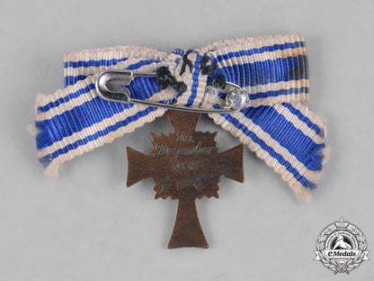 germany,_third_reich._a_bronze_grade_cross_of_honour_of_the_german_mother_pin_m181_5871