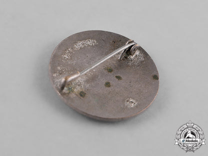 germany,_deutsches_rotes_kreuz._a_german_red_cross(_drl)_female_auxiliary_badge_by_hermann_aurich,_dresden_m181_5883