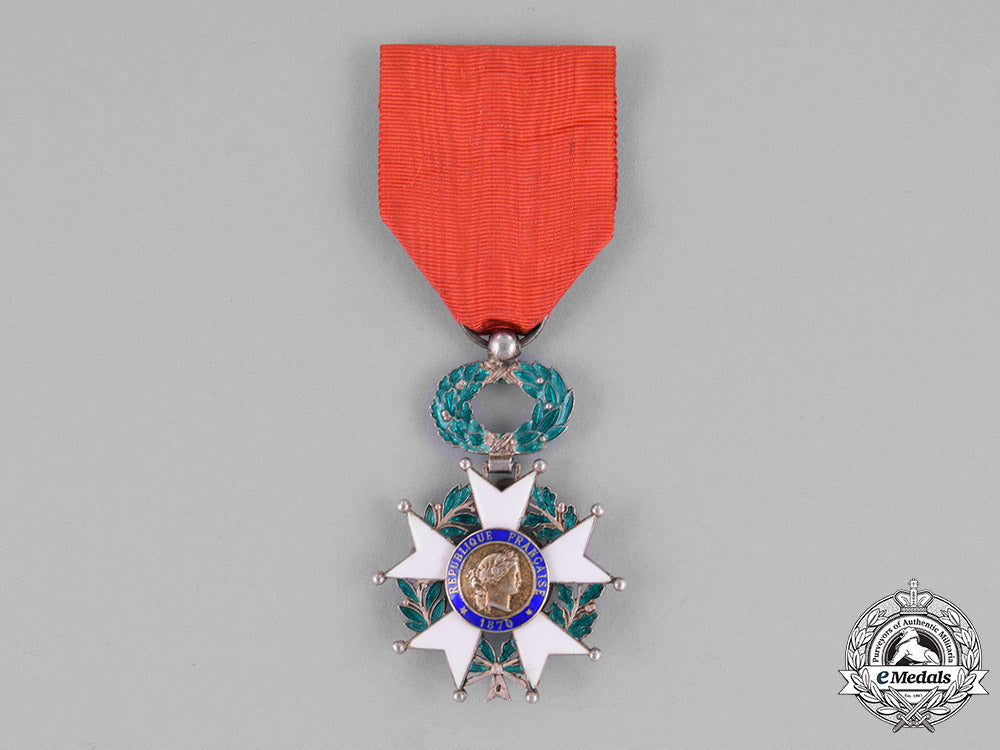 france,_republic._a_national_order_of_the_legion_of_honour,_v_class_knight,_c.1920_m181_6025