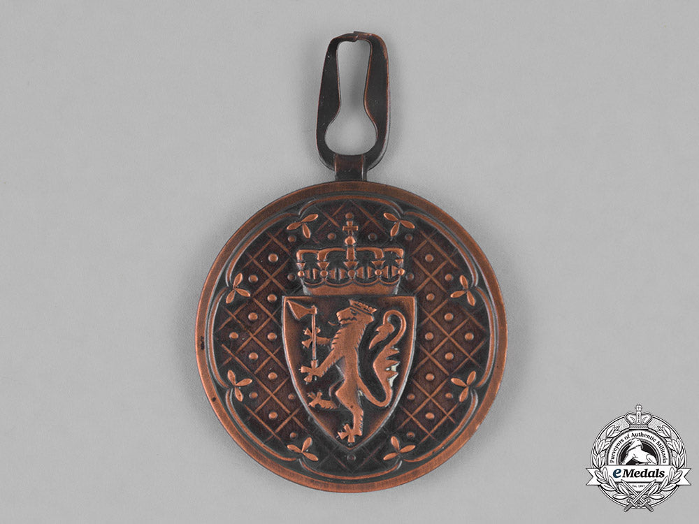 norway,_kingdom._a_korean_war_service_medal1951-1954_m181_6036