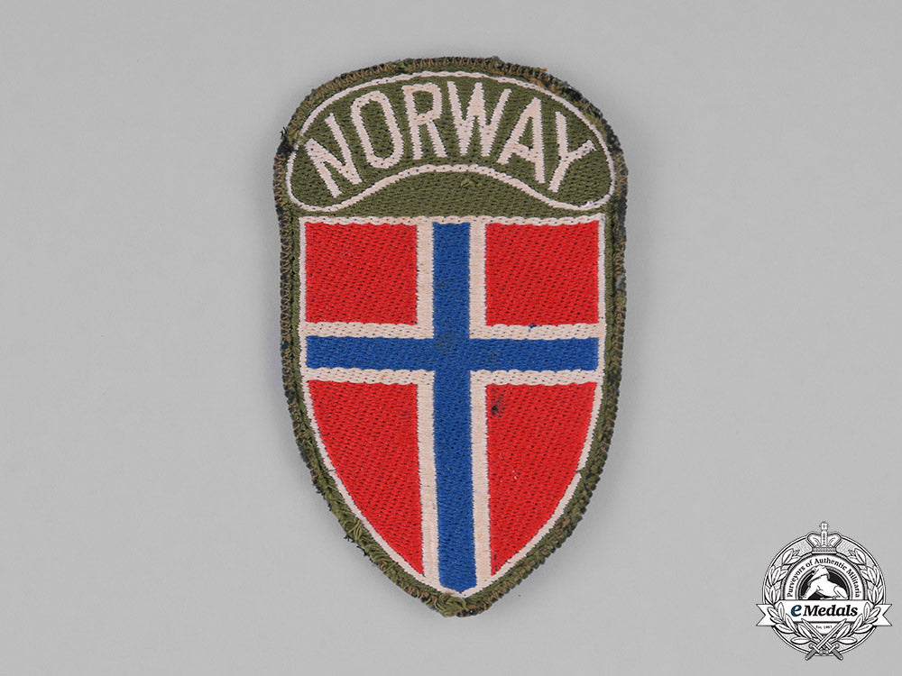 norway,_kingdom._a_korean_war_group_to_the_normash_mobile_surgical_hospital_under_the_united_states_eighth_army_m181_6081