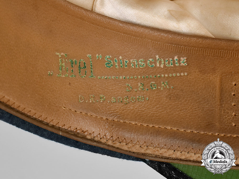 germany,_luftwaffe._an_officer’s_summer_visor_cap_by_robert_lübstein_m181_6259