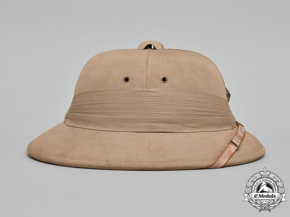 japan,_imperial._a_pith_helmet,_c.1940_m181_6269