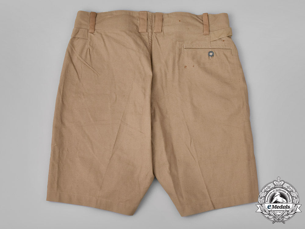 germany,_kriegsmarine._a_pair_of_unissued_kriegsmarine_m40_tropical_shorts_by_müller_and_koch_m181_6411