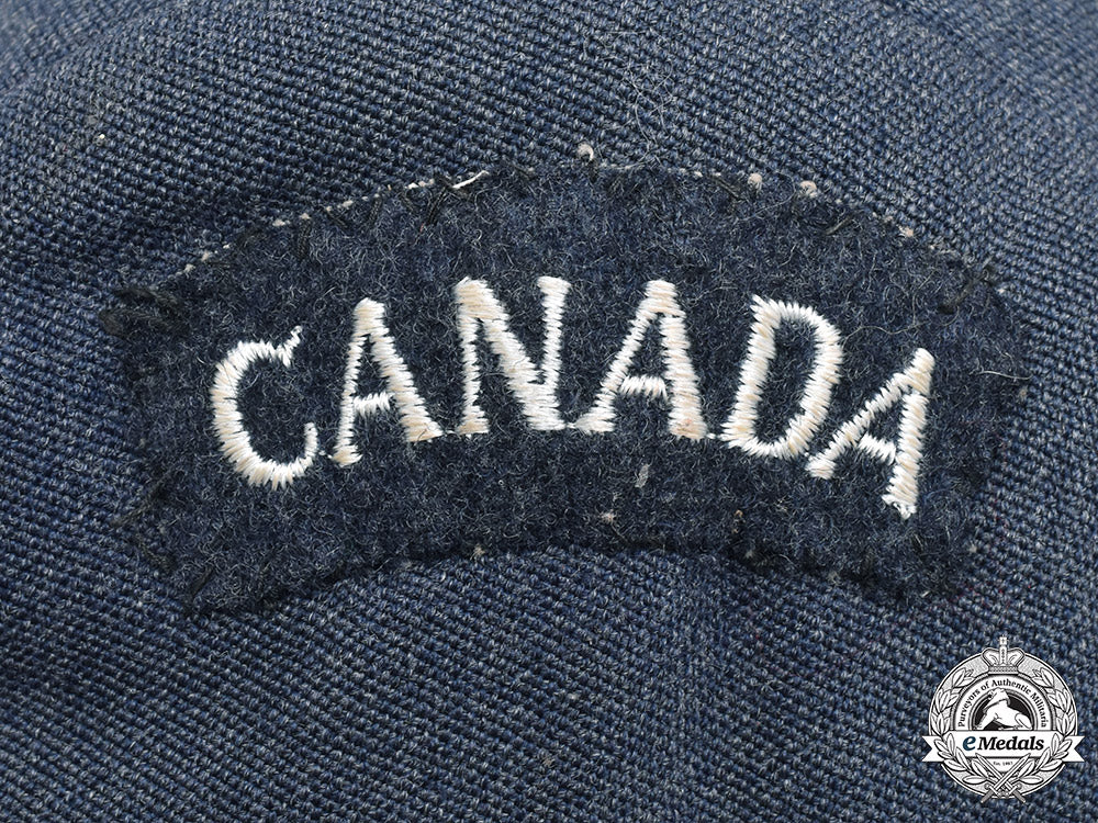 canada._an_officer's_cap&_tunic,_named_to_mosquito_pilot_and_dfc_recipient,418_squadron_m181_6638