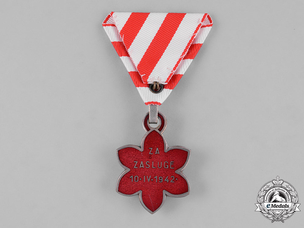 croatia,_independent_state._an_order_of_merit,_iii_class_badge,_muslim_version_c.1942_m181_6697_1_1_1_1_1_1