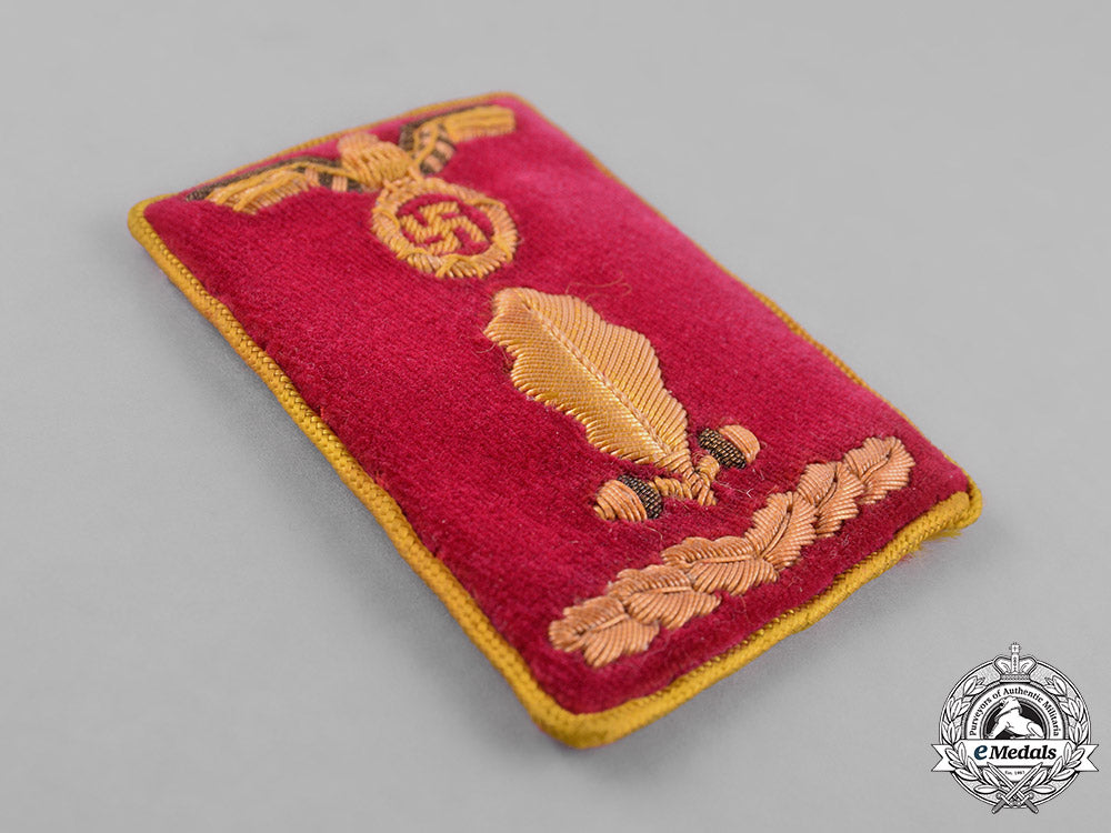 germany,_nsdap._a_nsdap_reichs_level_oberabschnittsleiter_collar_tab_m181_6920