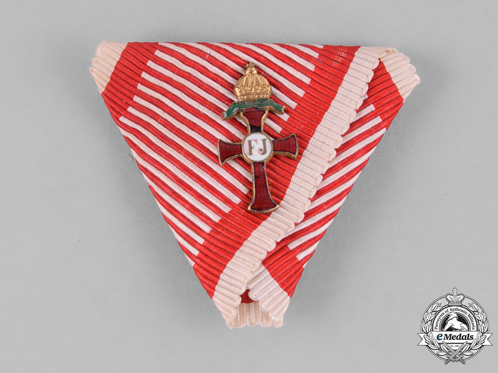austria,_imperial._an_order_of_franz_joseph_war_decoration_m181_7082