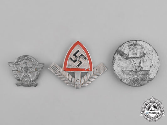 germany,_third_reich._a_group_of_third_reich_period_badges_m181_7925