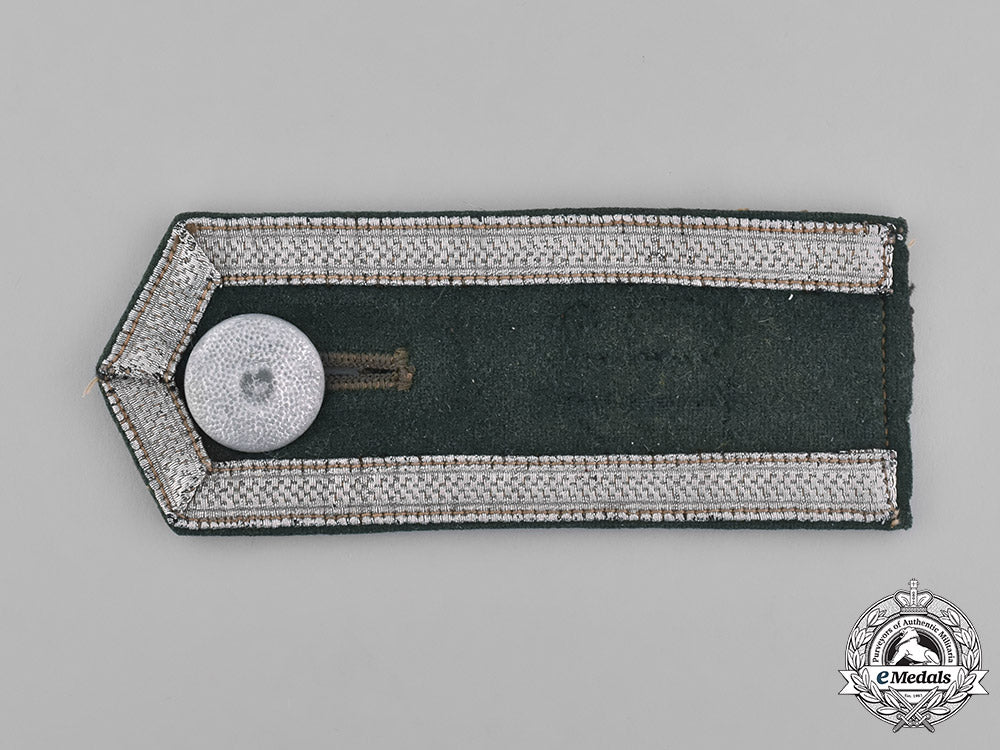 germany,_wehrmacht._a_group_of_early_wehrmacht_rank_insignia_m181_7931_1_1