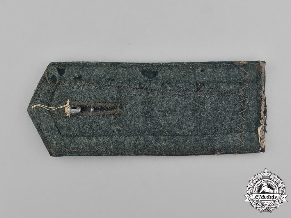 germany,_wehrmacht._a_group_of_early_wehrmacht_rank_insignia_m181_7932_1_1