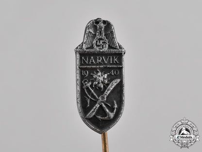 germany,_third_reich._a_group_of_second_war_period_stick_pin_medals_m181_7958