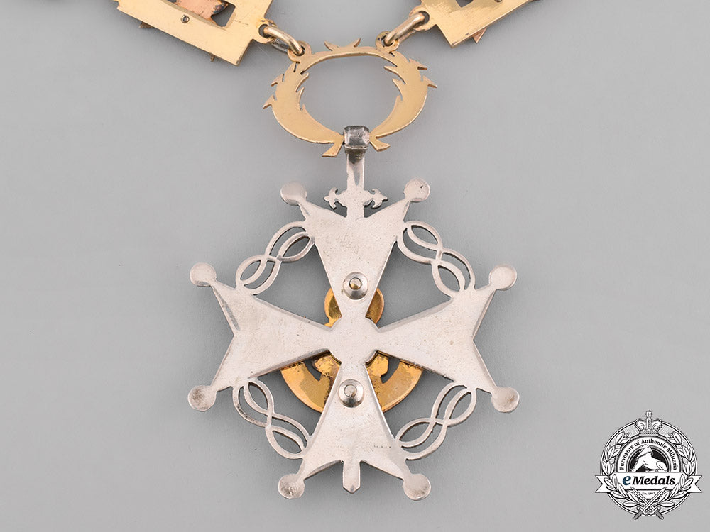 spain,_franco_period._an_order_of_the_cross_of_st._raymond_of_peñafort,_collar_of_honor,_c.1950_m181_8091_1_1_1_1