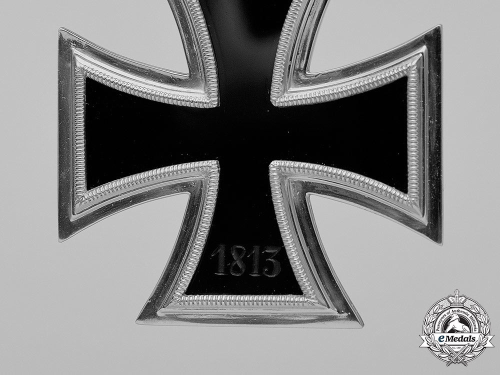 germany,_wehrmacht._a1939_grand_cross_of_the_iron_cross_by_deutsche_goldschmiedekunst-_werkstätten_m181_8105